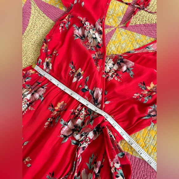 Floral Red Wrap Maxi Dress Band of Gypsies Size M Pockets V-neck Flowy - Picture 8 of 10